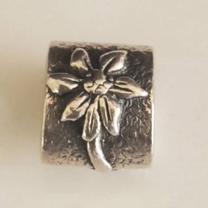 Pandora Sterling Silver Poinsettia Flower Retired Bead Charm Signed S925 ALE